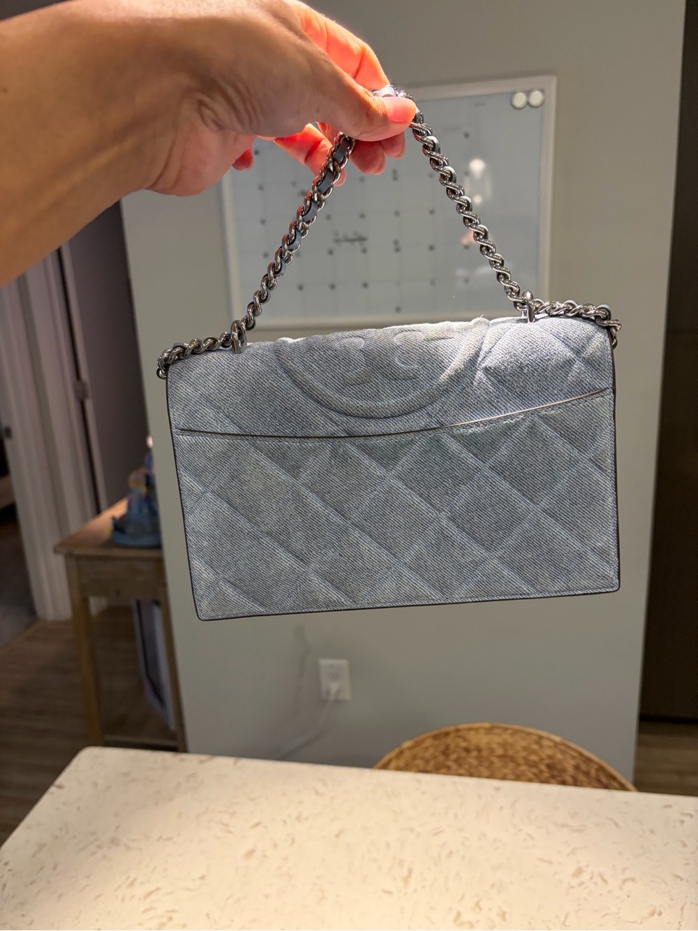 Tory Burch Light blue denim Quilted Shoulder Bag with Silver Chain - Picture 3 of 8